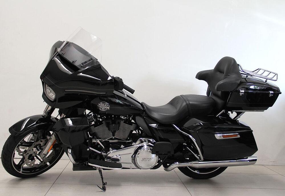 Harley-Davidson Street Glide Ultra (2025) (12)