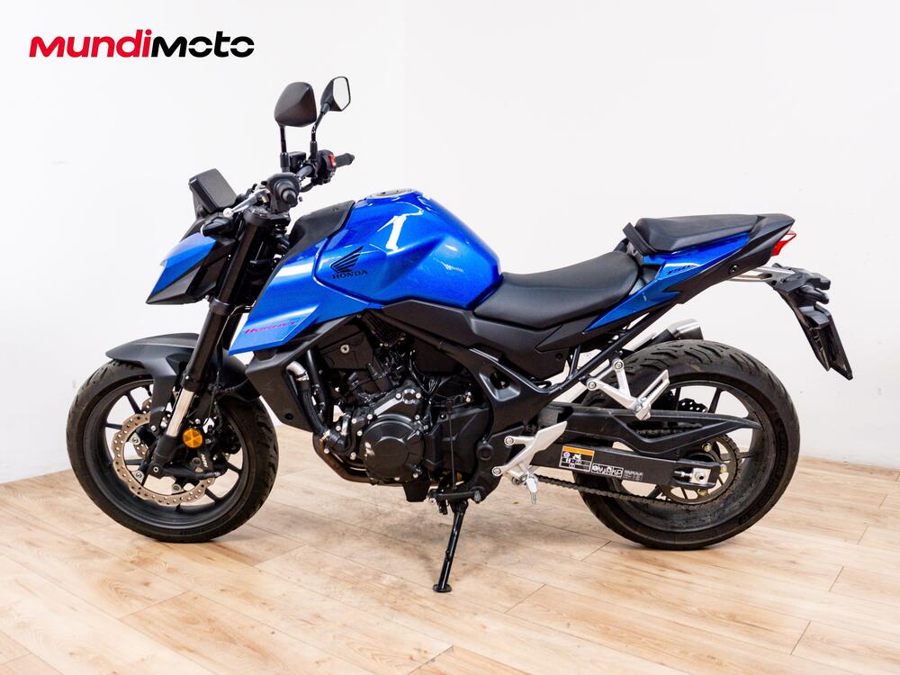 Honda CB 750 Hornet (2025) (6)