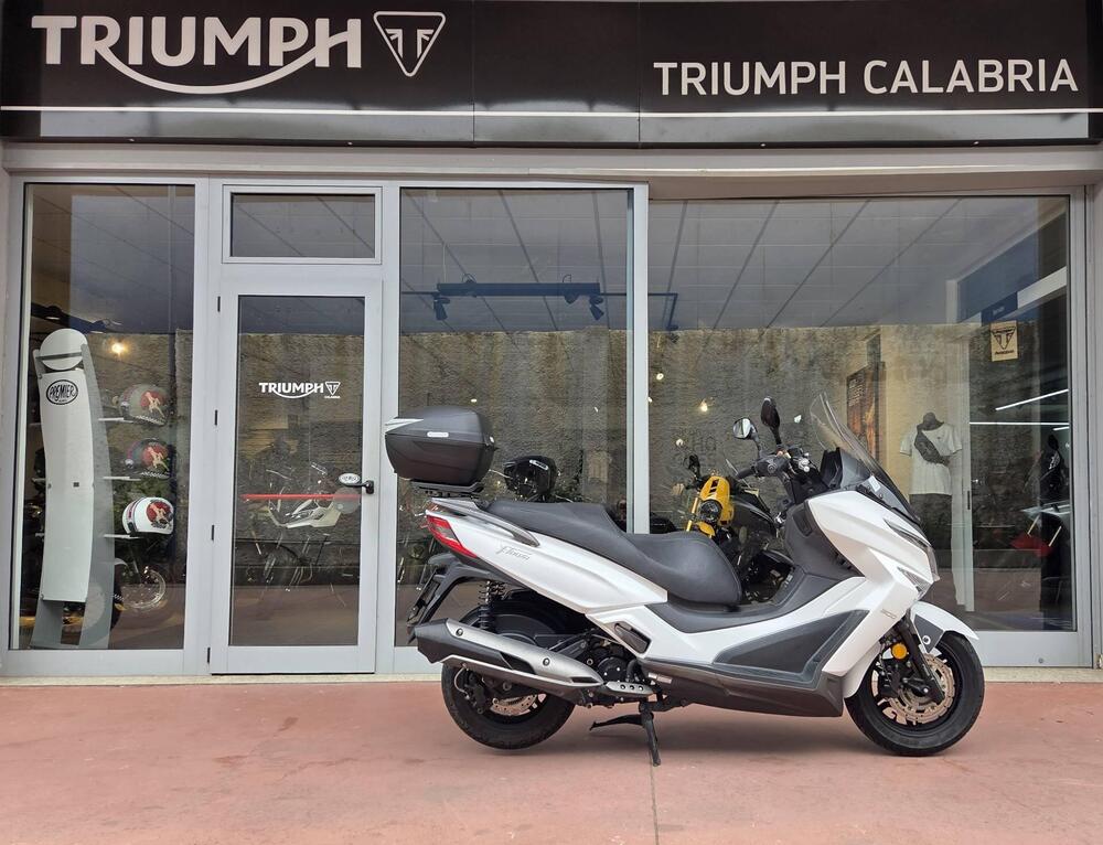 Kymco X-Town 300i ABS (2016 - 20) (2)