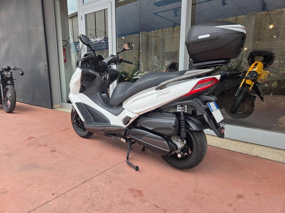 Kymco X-Town 300i ABS (2016 - 20) (10)