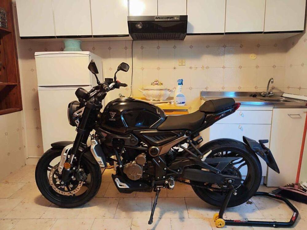 Voge Trofeo 300AC (2021 - 26) (2)