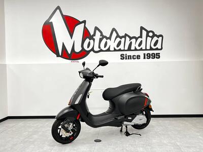 Vespa Sprint 125 S (2023 - 25) usata