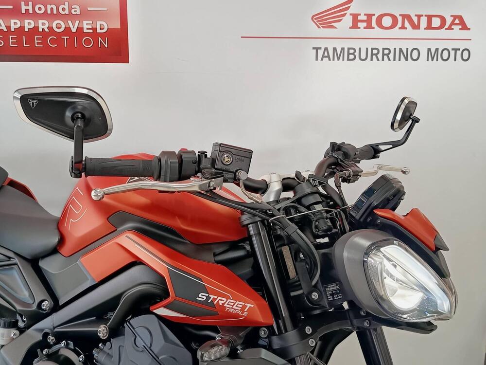 Triumph Street Triple 765 R (2023 - 26) (2)