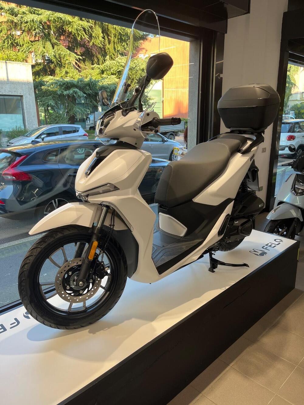 Voge Sfida SR16 125 (2025 - 26)