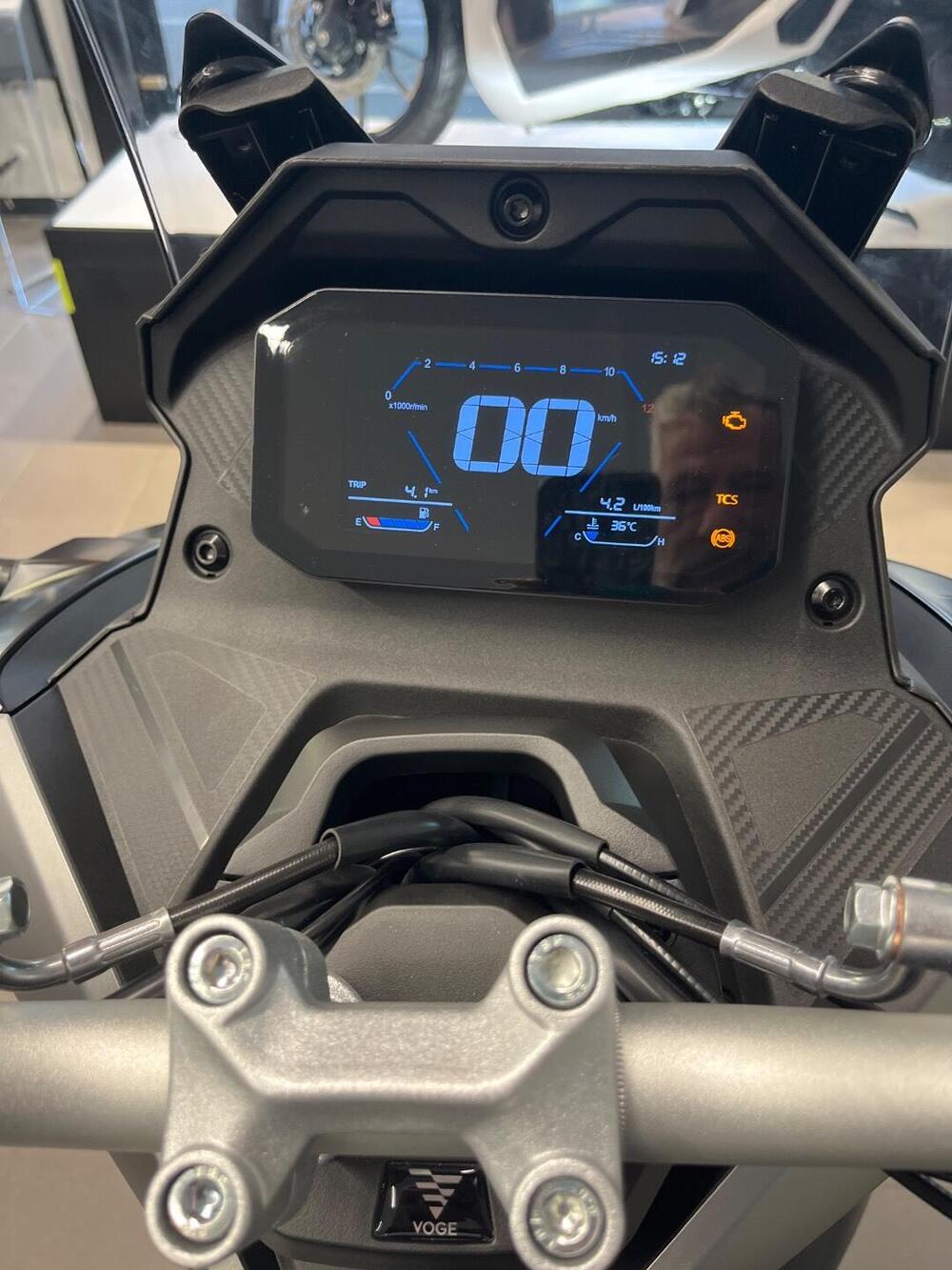 Voge Sfida SR1 ADV (2023 - 26) (3)