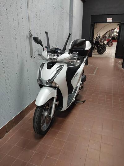 Honda SH 150 i (2017 - 19) usata