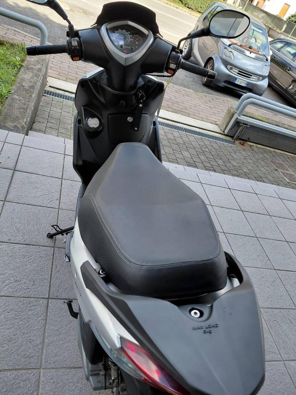 Kymco Agility 200i R16 + (2014 - 17) (4)