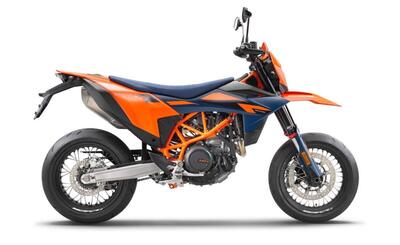 KTM 690 SMC R (2026) nuova