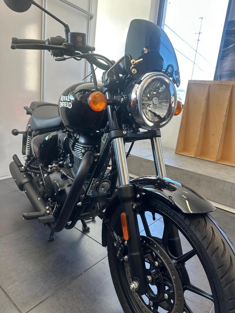 Royal Enfield Meteor 350 (2021 - 26) (4)