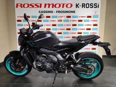 Yamaha MT-09 Y-AMT (2024 - 25) usata