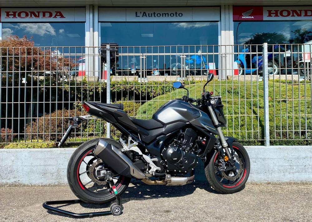 Honda CB 750 Hornet (2023 - 24) (5)