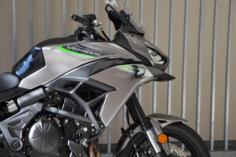 Kawasaki Versys 650 (2025 - 26) (2)