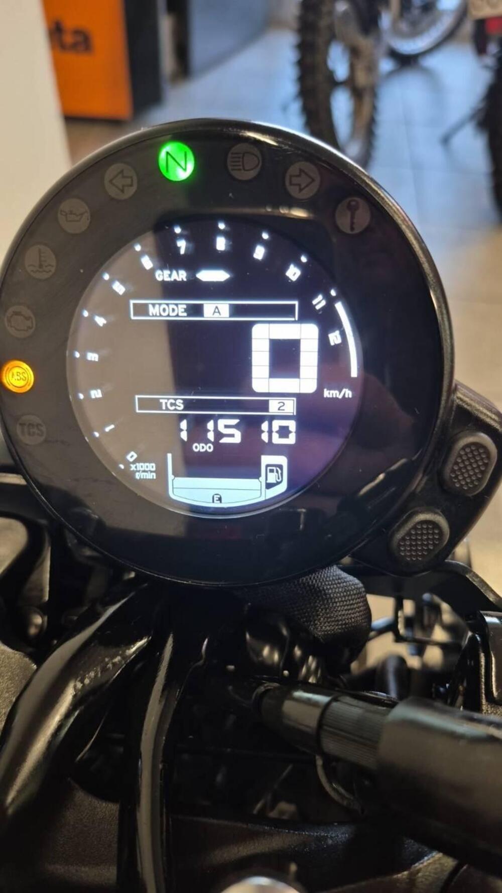 Yamaha XSR 900 ABS (2016 - 20) (4)