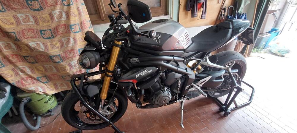 Triumph Speed Triple 1200 RS (2025 - 26) (2)