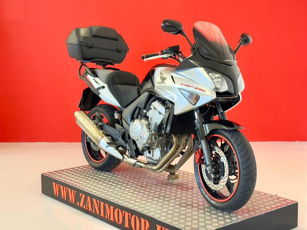 Honda CBF 600 S (2007 - 12) (2)