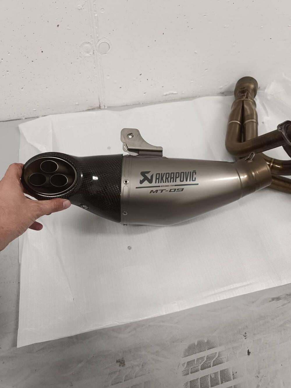 Scarico akrapovic MT-09