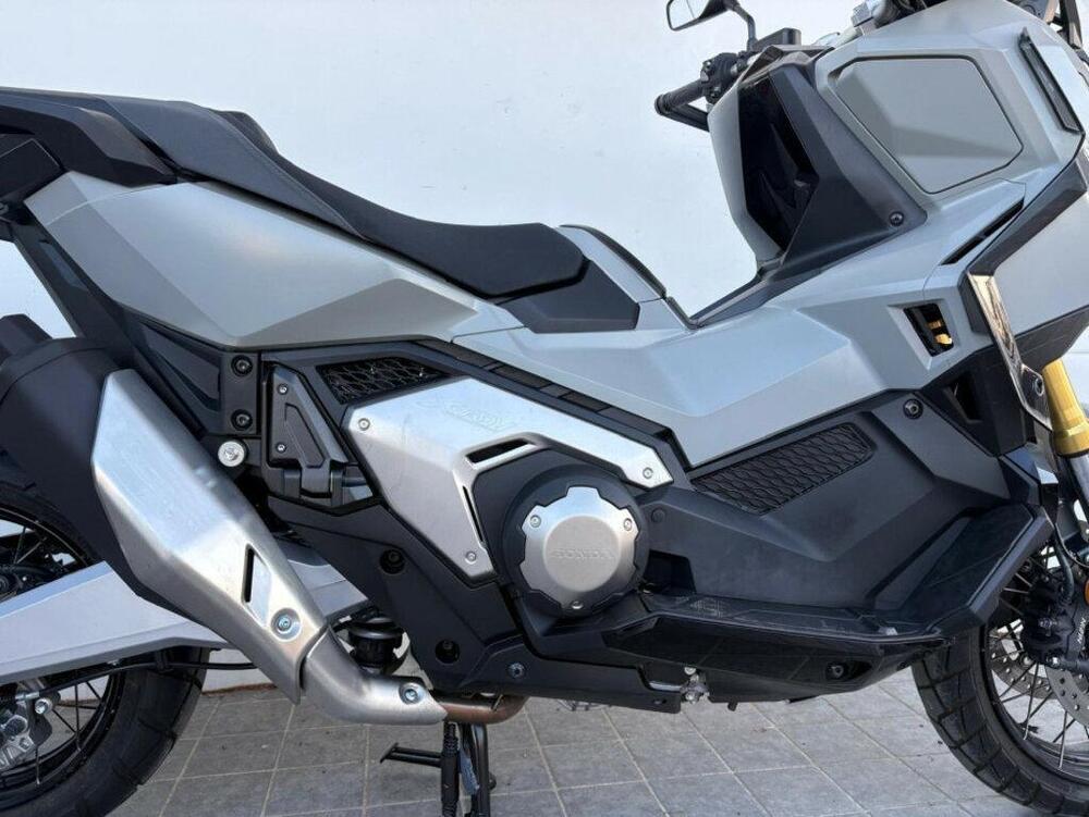 Honda X-ADV 750 DCT Gravel (2021 - 24) (9)