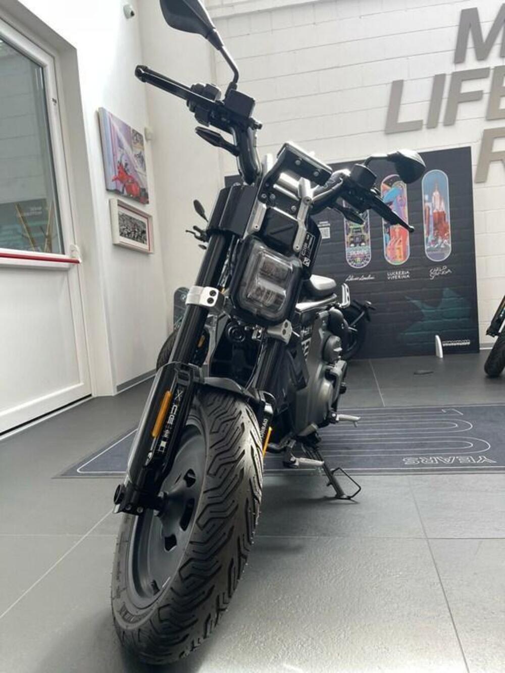 Bmw CE 02 AM (2024 - 26) (2)