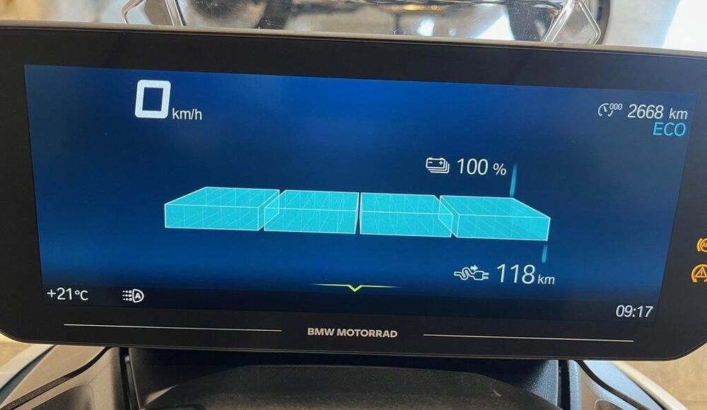 Bmw CE 04 (2021 - 25) (3)