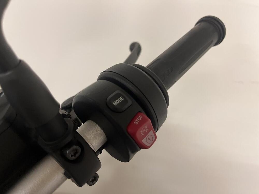 Bmw R nineT Scrambler (2021 - 24) (8)