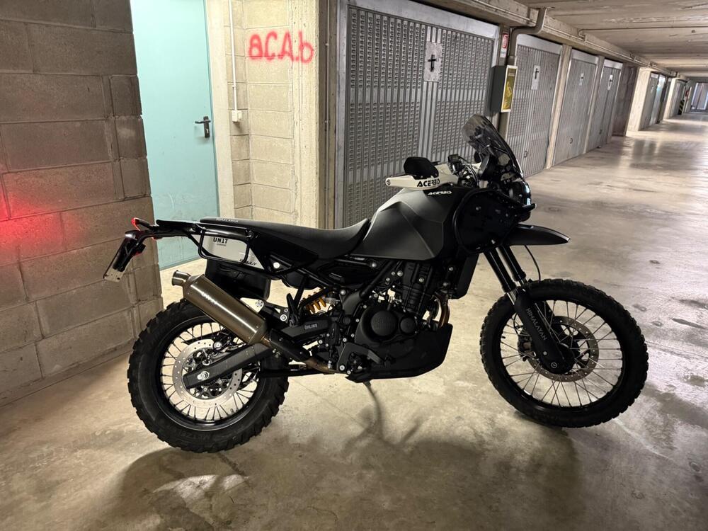 Royal Enfield Himalayan 450 (2024 - 26) (2)