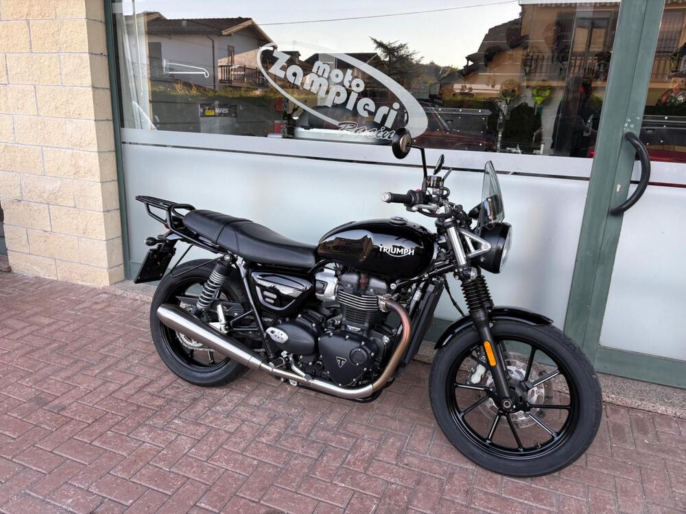 Triumph Street Twin 900 (2021 - 22) (2)
