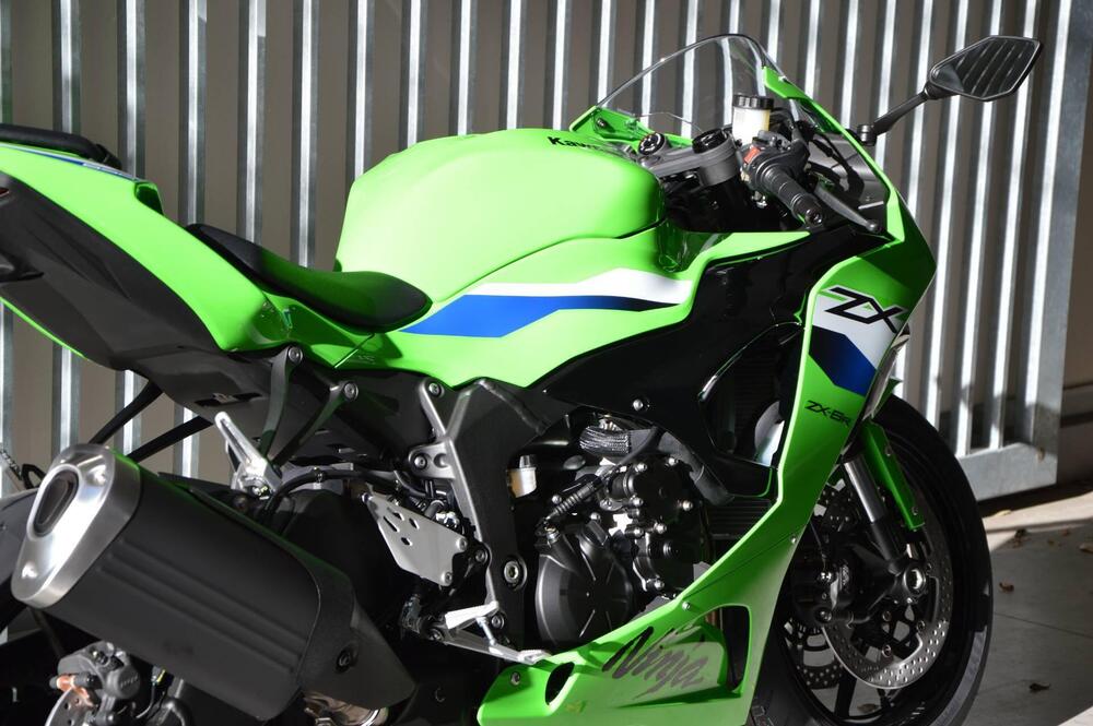Kawasaki Ninja 636 ZX-6R (2024 - 26) (2)