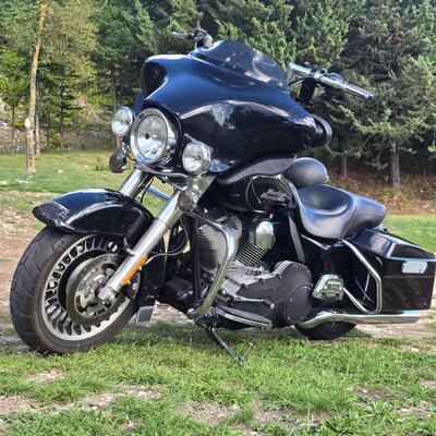 Harley-Davidson 1584 Electra Glide Standard (2008 - 10) - FLHT usata