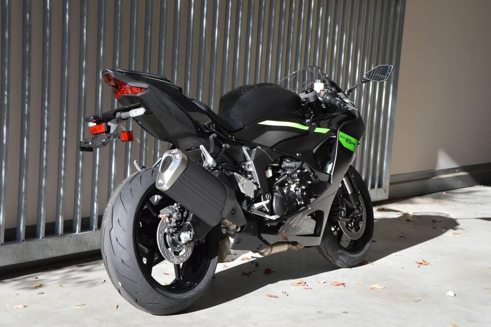 Kawasaki Ninja 636 ZX-6R (2024 - 26) (4)