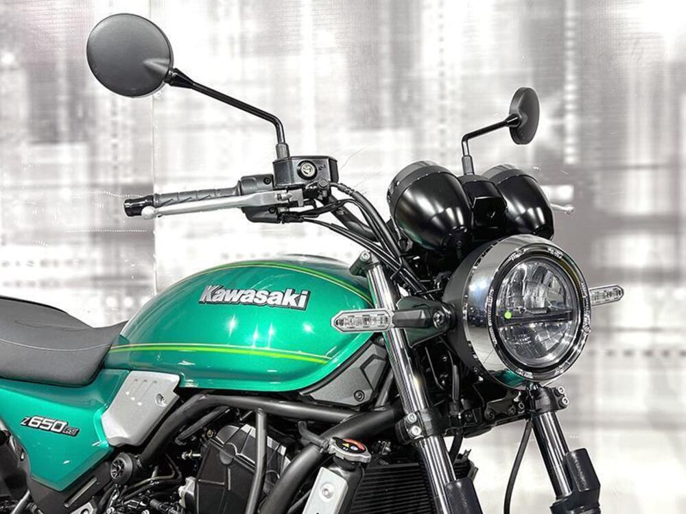 Kawasaki Z 650 RS (2022 - 24) (9)