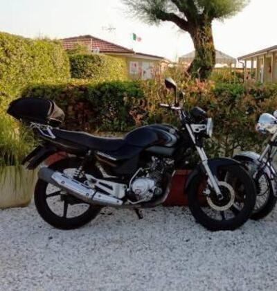 Yamaha YBR 125 (2005 - 09) usata