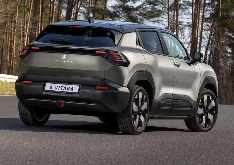 Suzuki Vitara (2025-->>) (6)