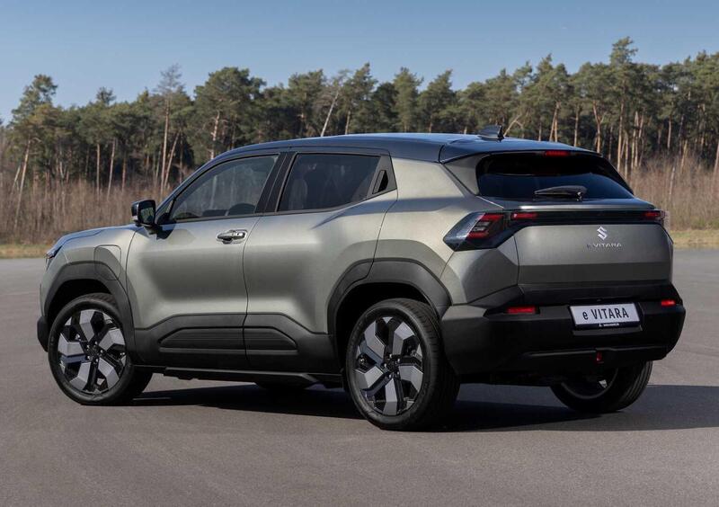 Suzuki Vitara (2025-->>) (7)