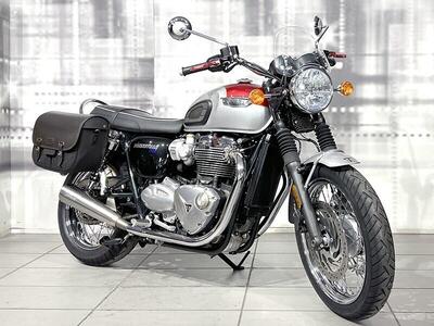 Triumph Bonneville T120 (2016 - 20) usata