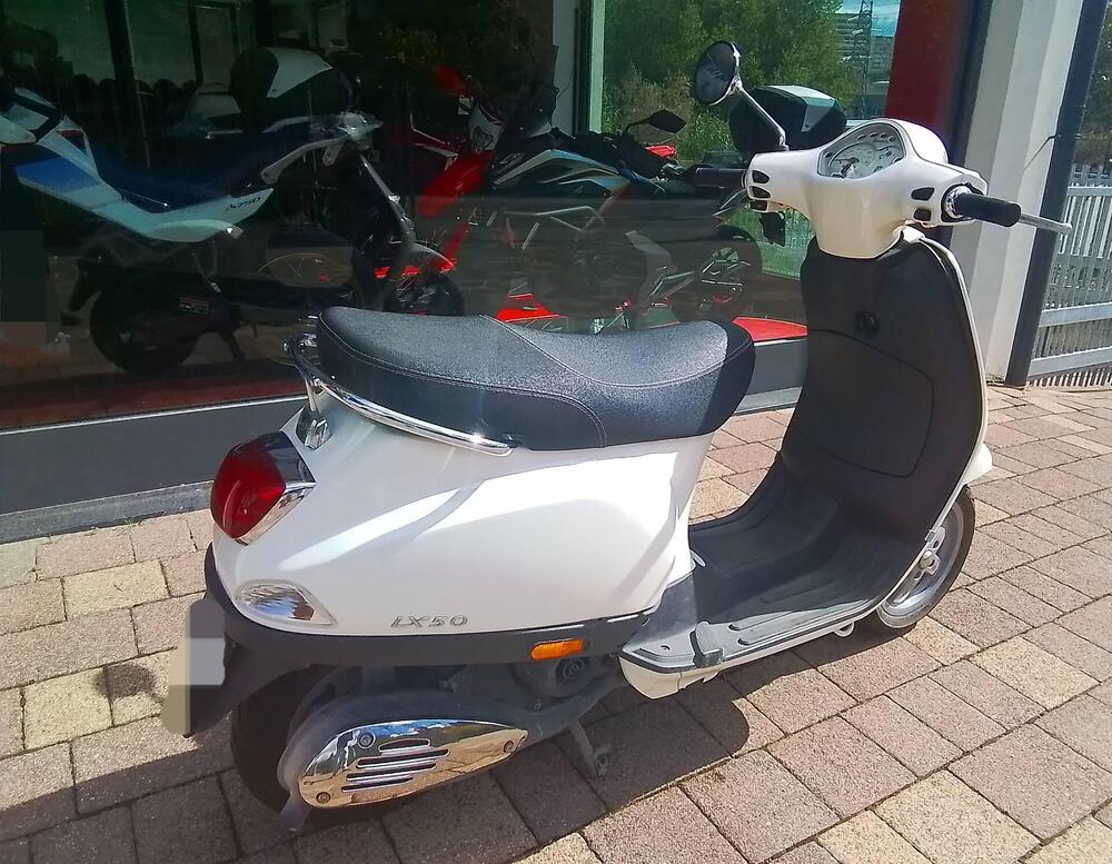 Vespa LX 50 2T (2009 - 14) (14)