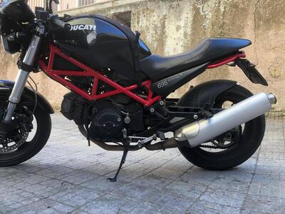 Ducati Monster 695 (2006 - 08) usata