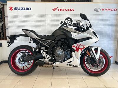 Suzuki GSX-8R (2024 - 25) nuova