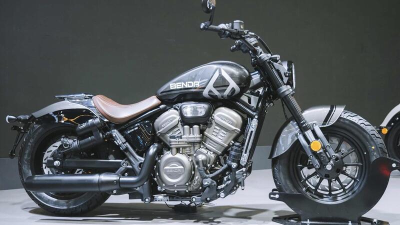 Benda Rock 707: in arrivo la nuova Cruiser-Bobber automatica [GALLERY]
