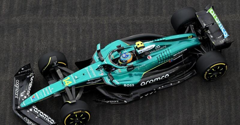 F1. Alonso domina la FP1 di Singapore, Leclerc secondo nel caldo di Marina Bay