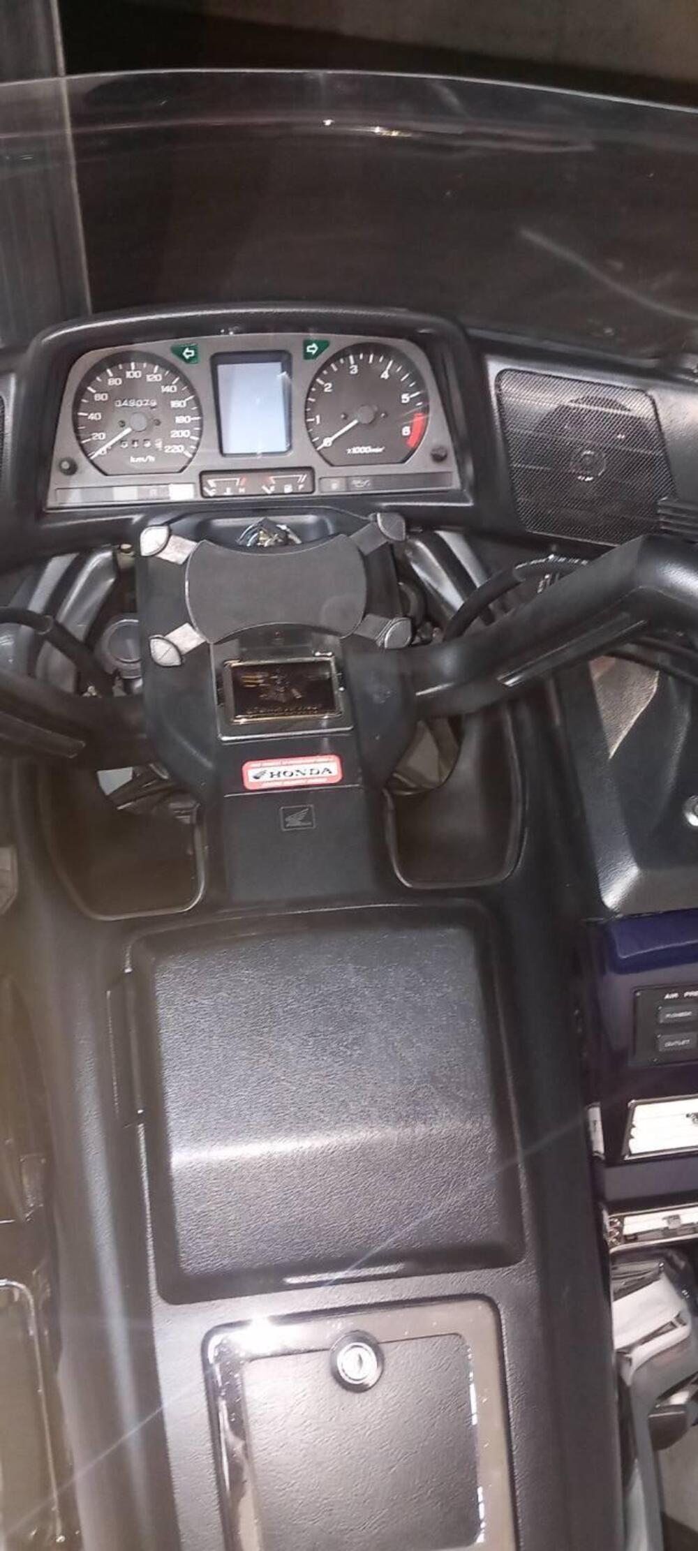 Honda GL 1500 SE Gold Wing (1991 - 02) (9)