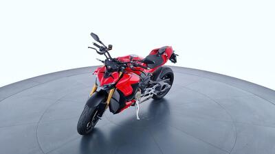 Ducati Streetfighter V4 S (2025) usata
