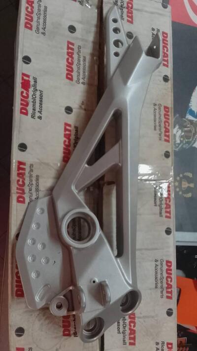 PIASTRA PORTAPEDANA MULTISTRADA 620 Ducati