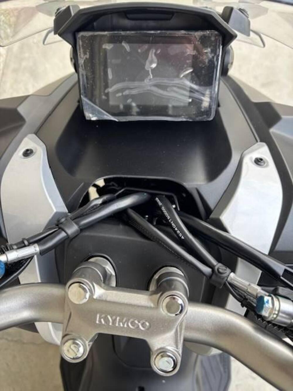 Kymco Dink 125 X (2025 - 26) (15)