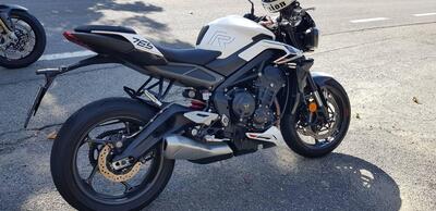 Triumph Street Triple 765 R (2023 - 25) usata