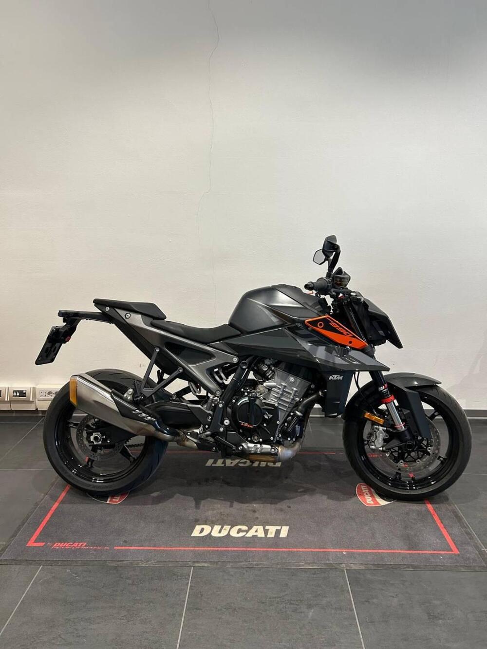 KTM 990 Duke (2024 - 26)