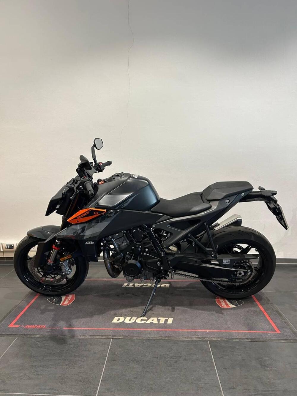 KTM 990 Duke (2024 - 26) (2)