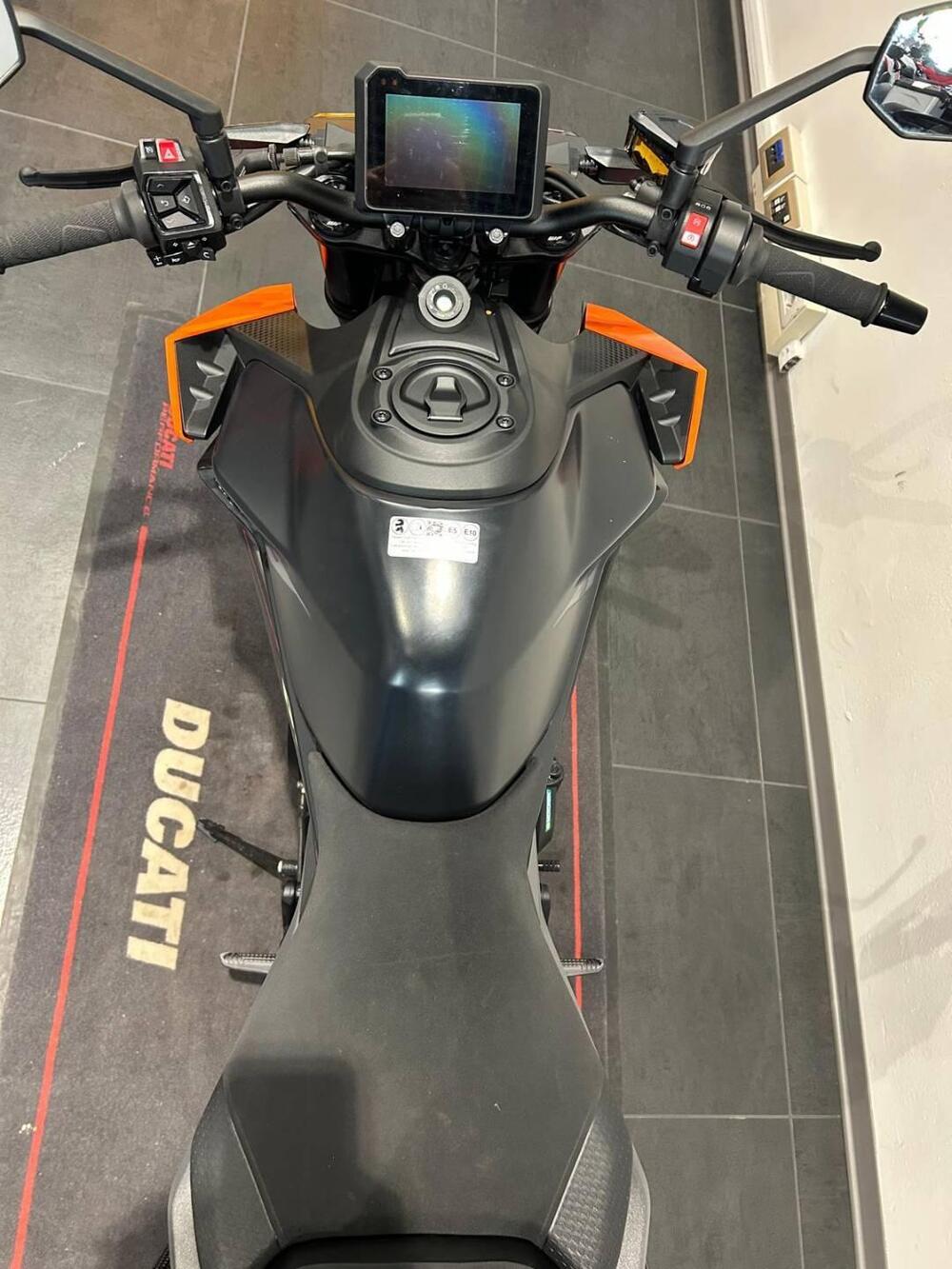 KTM 990 Duke (2024 - 26) (13)