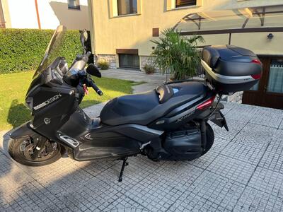 Yamaha X-Max 400 Momodesign (2014 - 16) usata