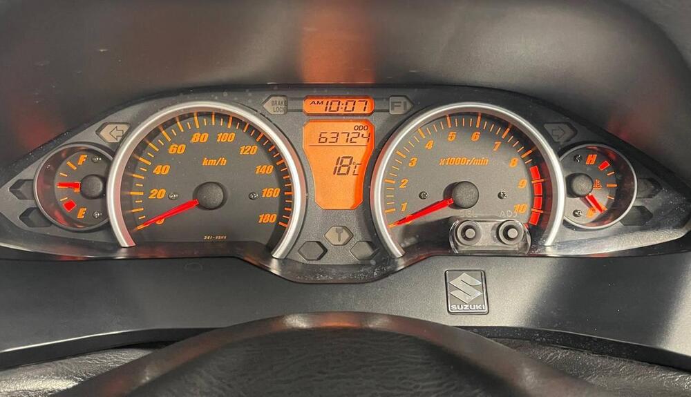 Suzuki Burgman AN 400 (2006 - 07) (11)