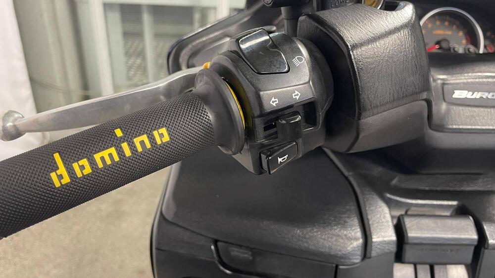 Suzuki Burgman AN 400 (2006 - 07) (10)